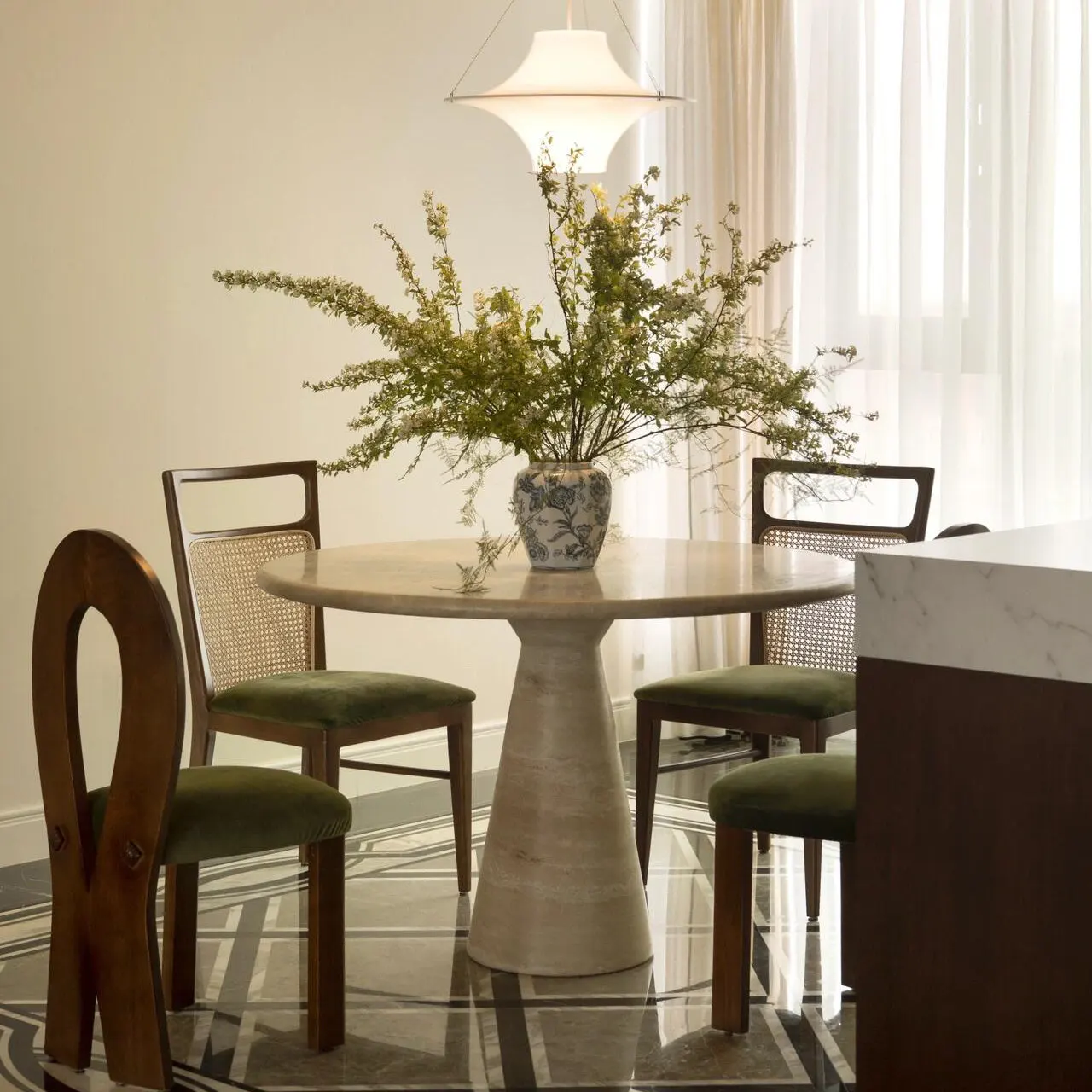 

xx-Luxurious Modern Natural Stone Console Dining Table with Waterproof Finish for Hotel and Villa Home Dining Room Furniture^