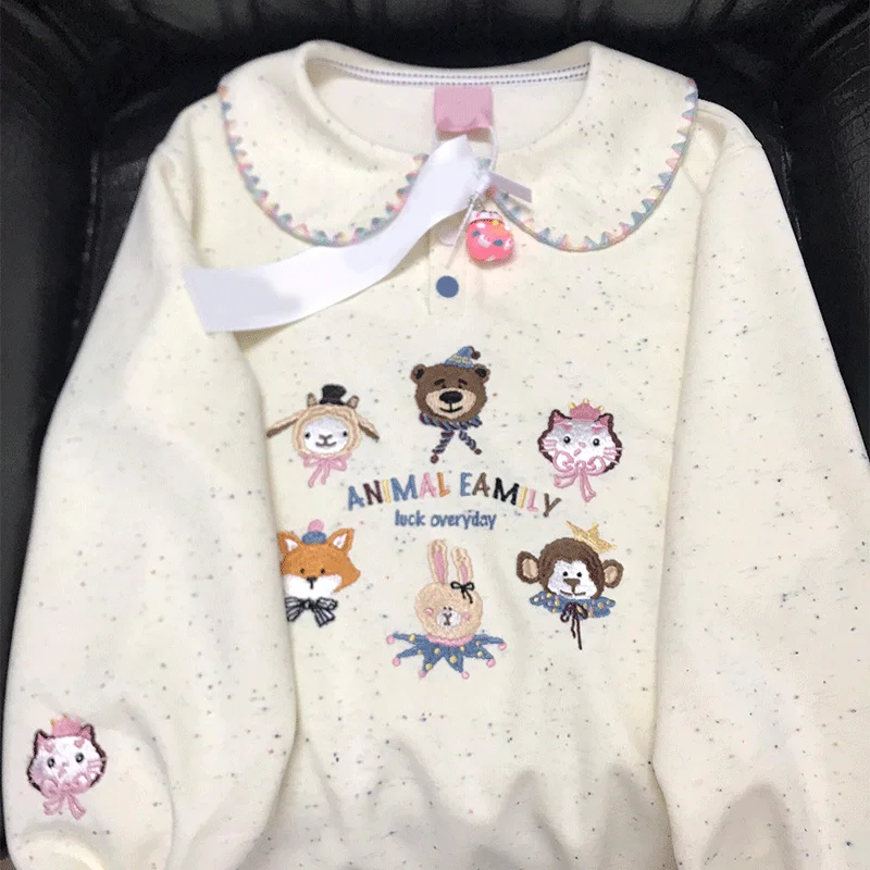 

Стильный модный свитшот большого размера (до 300 фунтов) с вышивкой и мультяшным принтом, трендовый дизайн, осенняя коллекция, женская мода