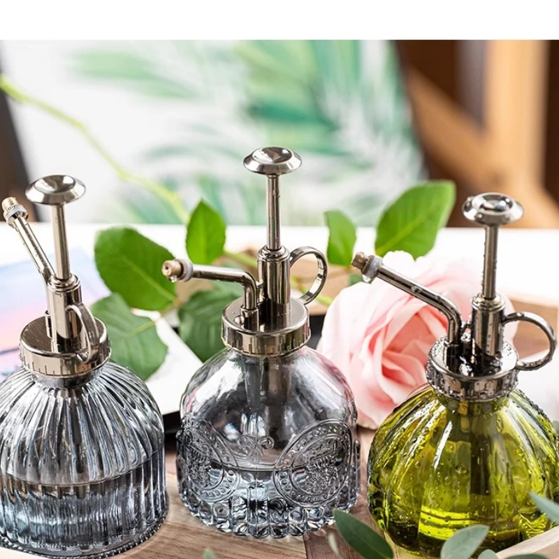 

Creative Nordic Retro Air Pressure Gardening Home Watering Glass Small Spray Bottle Watering Sterilizer Sprayer Watering Cans