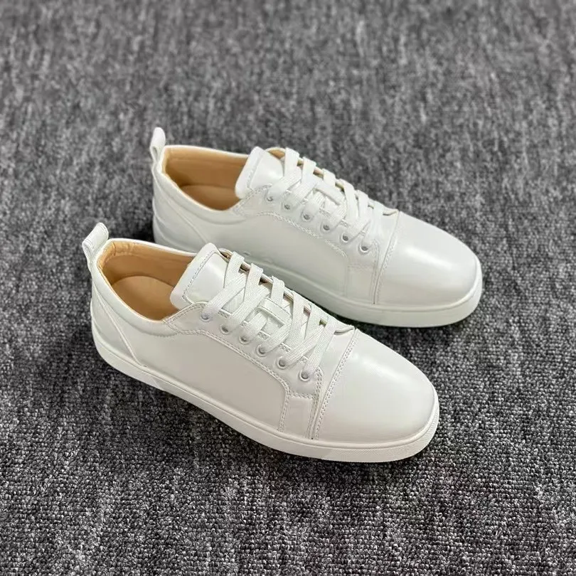 

CL Роскошные заклепки для мужчин и женщин Кожаная повседневная обувь Заклепки с круглой головкой и плоскими туфлями для мужчин и женщин Пары Белые туфли