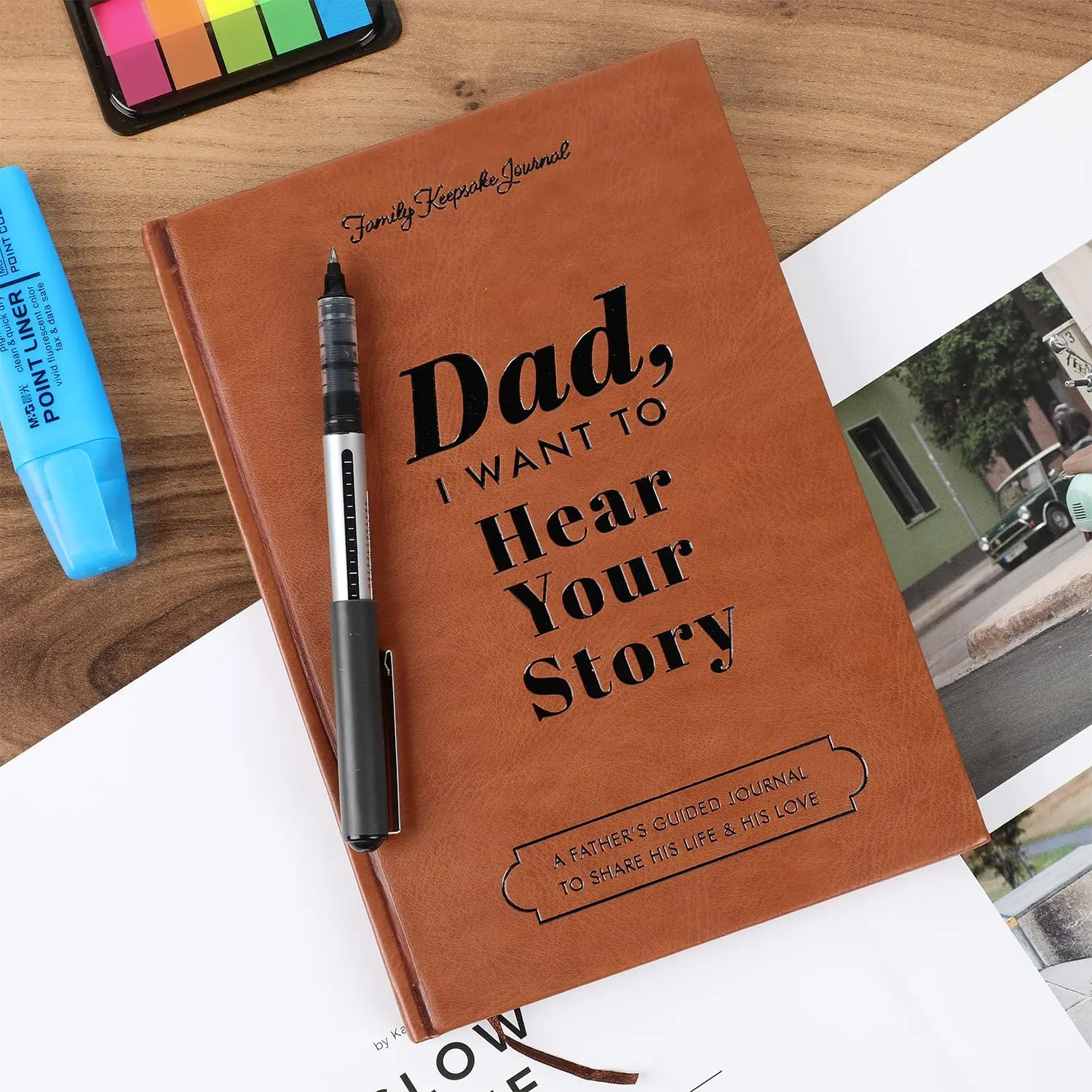 Dad, I want to hear your story: Father\'s Day Leather gift wrap hardcover, Gold gilded page edge, Guide Diary to share his love