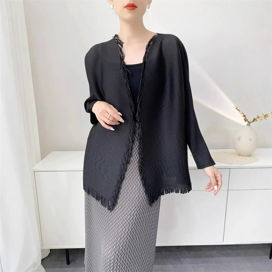 Modern Style Women's Wrap Sleeveless Cardigan Coat with Tassel Shoulder Scarf Elegant Fashion Spring New Arrival Polyester