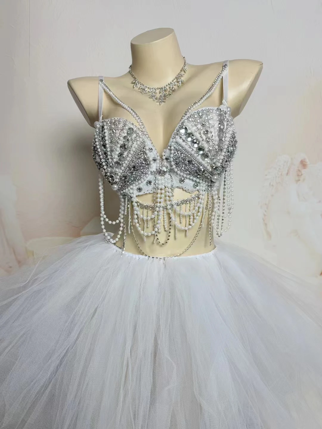 White Diamond Shell Pearl Fringe Bikini Electric Syllabus Nightclub Performance Sexy Tutu Skirt Rave Outfit Gogo Party Costume