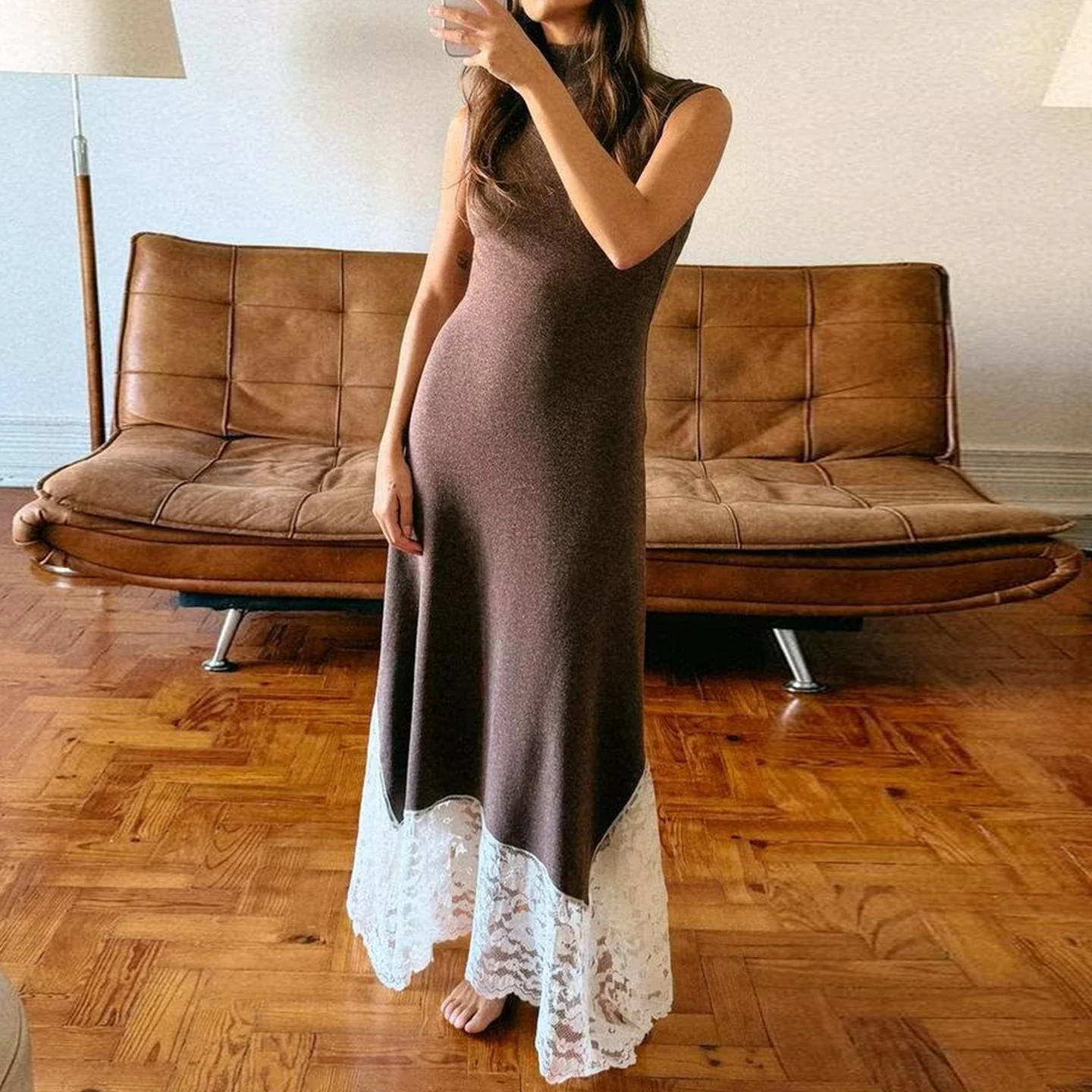 Z 2025 แฟชั่นใหม่ เดรสยาวผ้าลูกไม้ต่อผ้า ดีไซน์เฉพาะตัว วัสดุอื่นๆ 100% คอสูง ทรงเข้ารูป