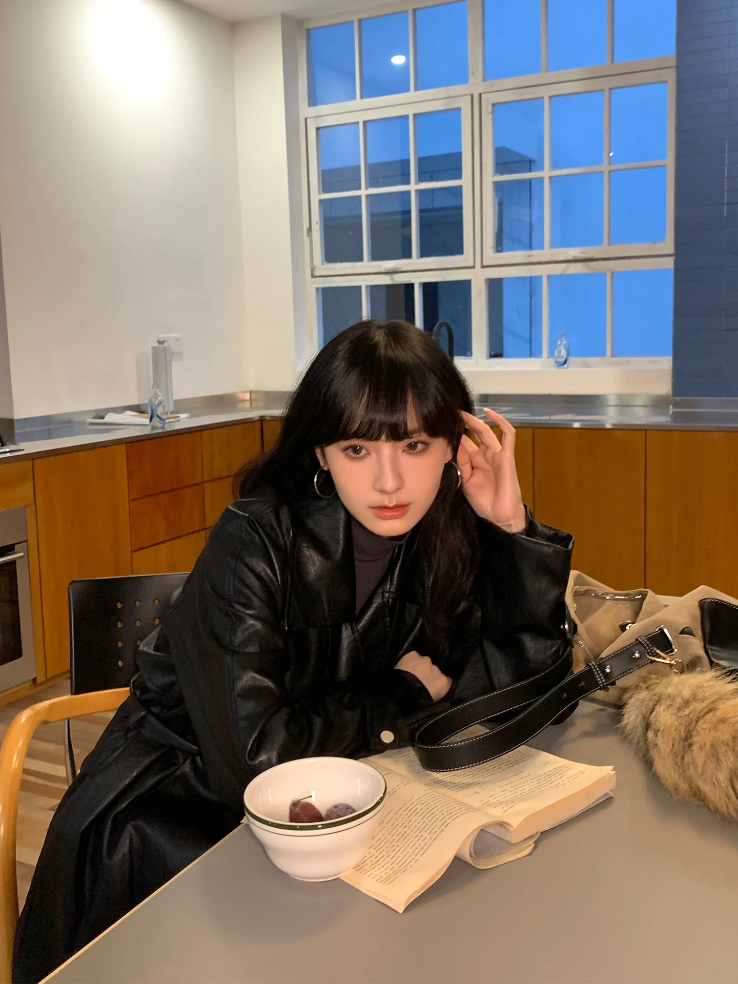 

Кожаная куртка EIDM Blaberry Jane в винтажном стиле, длинная, из искусственной кожи, повседневная, экологичная, женская, для поездок на работу, ветрозащитная, на молнии