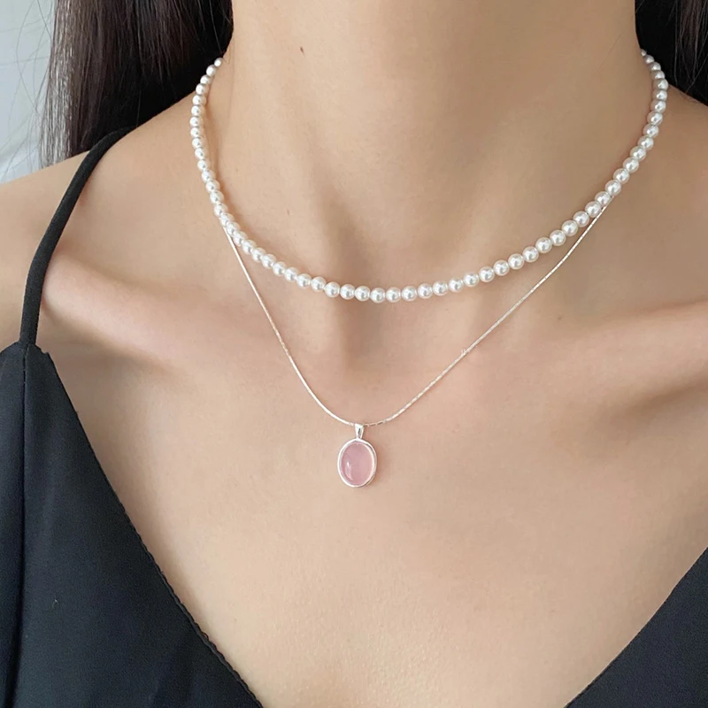 925 Sterling Silver Pink Crystal Moonstone Necklace For Women Fashionable And Simple Oval Pendant Collarbone Chain Party Jewelry