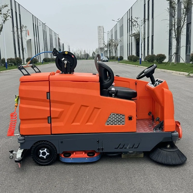 Driving sweeper Road property Community Factory indoor multi-functional washing machine, electric sweeper