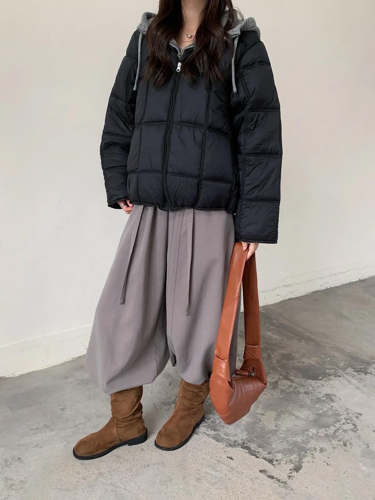 Korean Knit Hood Patchwork Short Puffer Jacket Women Loose Lightweight Warm Padded Parkas Women Solid Color Zipper Winter Jacket