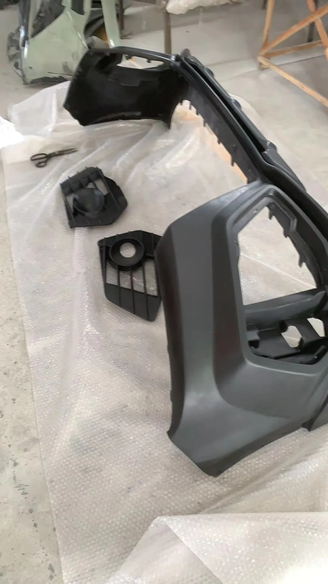 

Подходит для обвеса Audi Q7 Обновление Q7 Детали в стиле Abt в комплекте Доставка к двери!