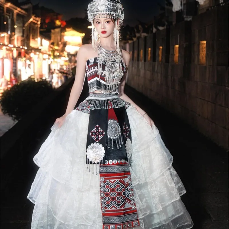 

Ethnic costume Exotic travel photography set girls show