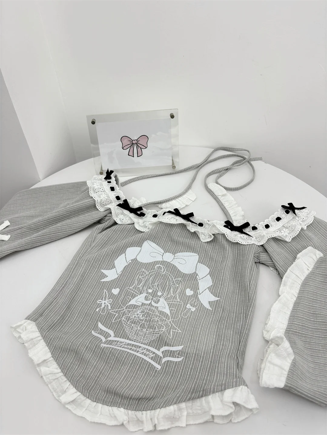 Vintage-Shorts im Lolita-Stil, 2-teiliges Set für Damen, süßer Schleifendruck, schulterfrei, langärmelig, Oberteil, hohe Taille, kurzer Anzug, süßes Y2k-Outfit