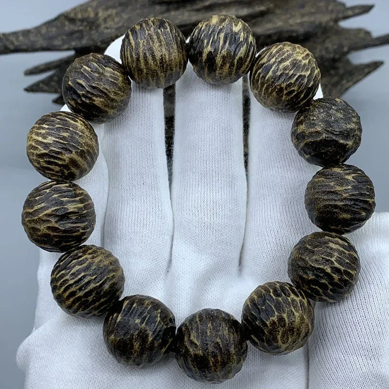 

Vietnam scoop leakage agarwood bracelet old materials oily rich pieces full MEN'S AND WOMEN'S rosary bracelets wholes