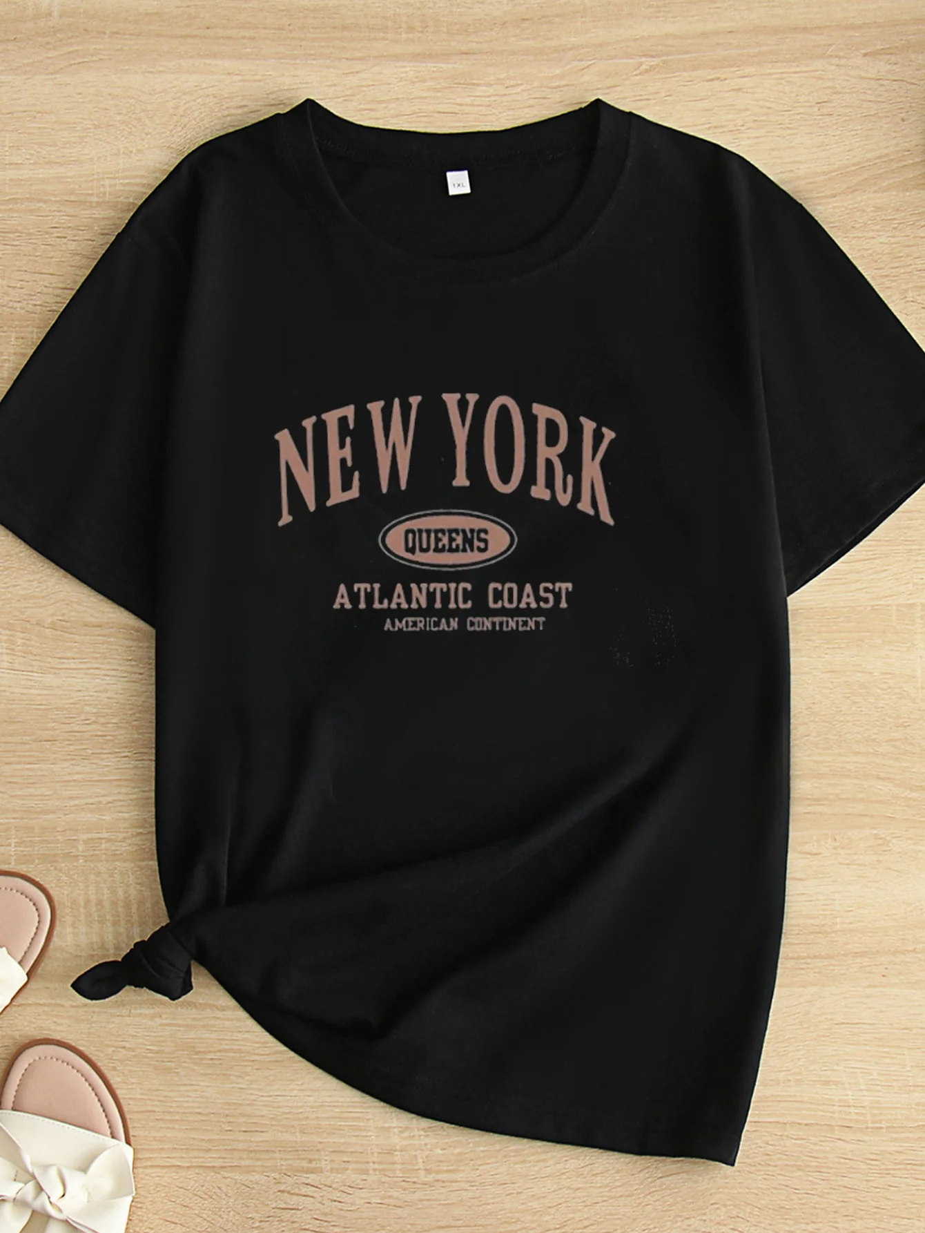 

Женская футболка больших размеров с круглым вырезом и короткими рукавами, с принтом, размеры 1-7XL, удобный повседневный топ для женщин (Fan Gear)