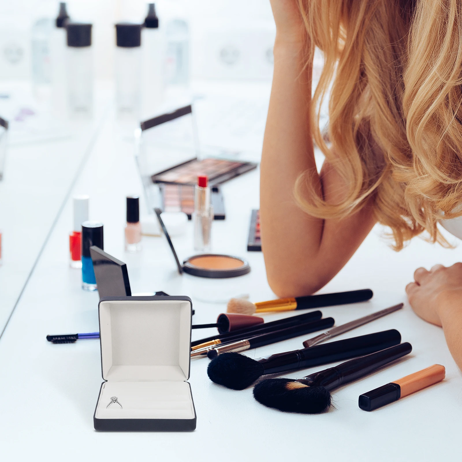 صندوق منظم بحلقة صغيرة، حامل مجوهرات محمول، حقيبة تخزين رائعة من البولي يوريثان، صينية عرض حديثة، هدية أنيقة للأم