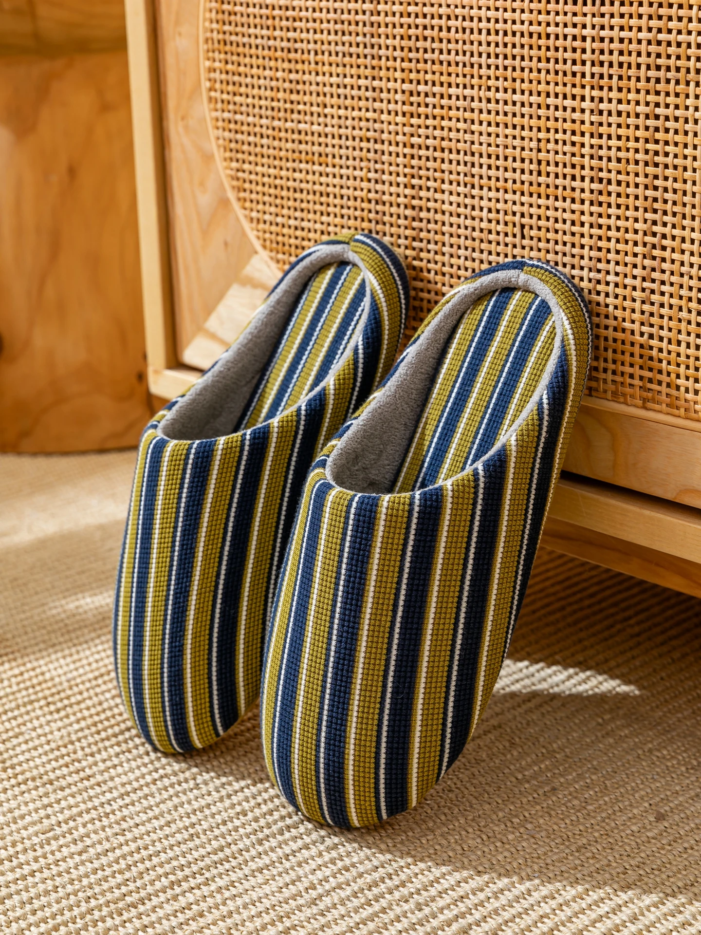 Japanische gestreifte Hausschuhe, Unisex für Frühling & Herbst, bequeme, atmungsaktive, rutschfeste flache Hausschuhe für das Schlafzimmer – Detail 7