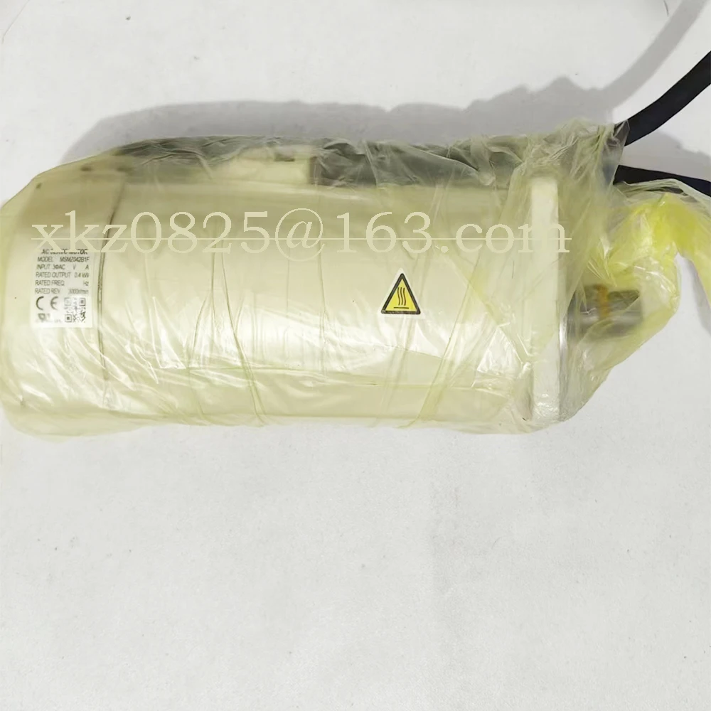 Servomotor MSMZ042B1F Original, nuevo