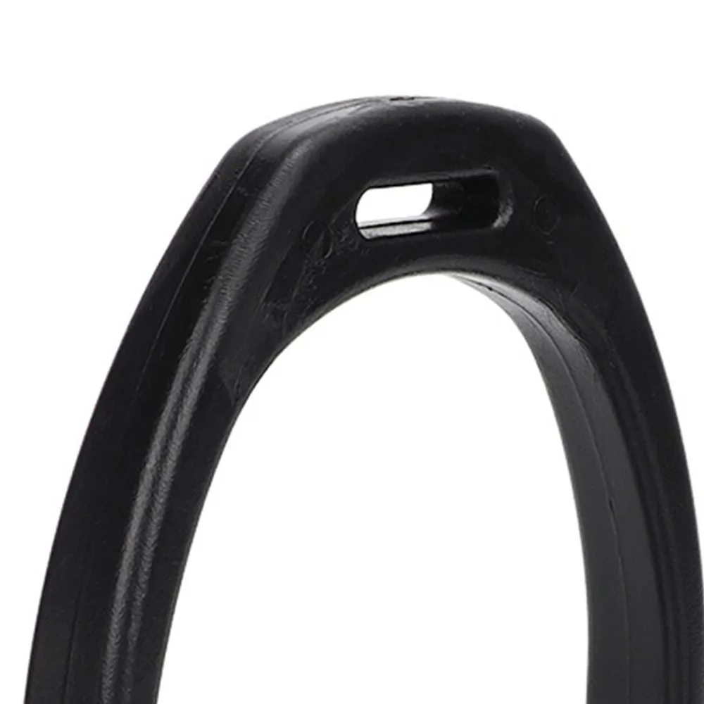 2pcs Black High Strength Plastics Stirrups Wear Resistant Impact Resistant Horse Riding Stirrups Easy Install Black Rubber Pad