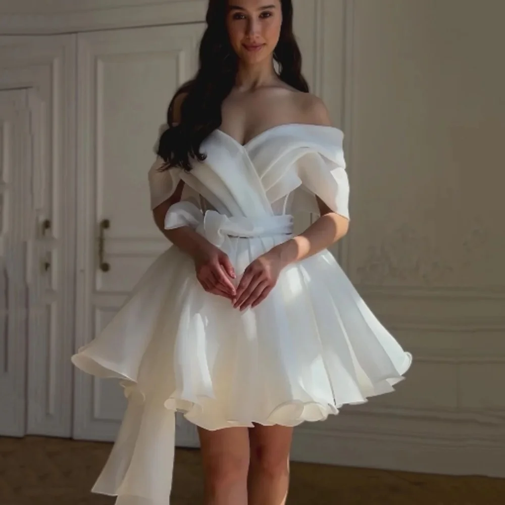 Customized Simple Tulle A-Line Wedding Dresses Illusion Off Shoulder Bridal Gowns Mini Lace Up Bride Robes Robe De Mariée