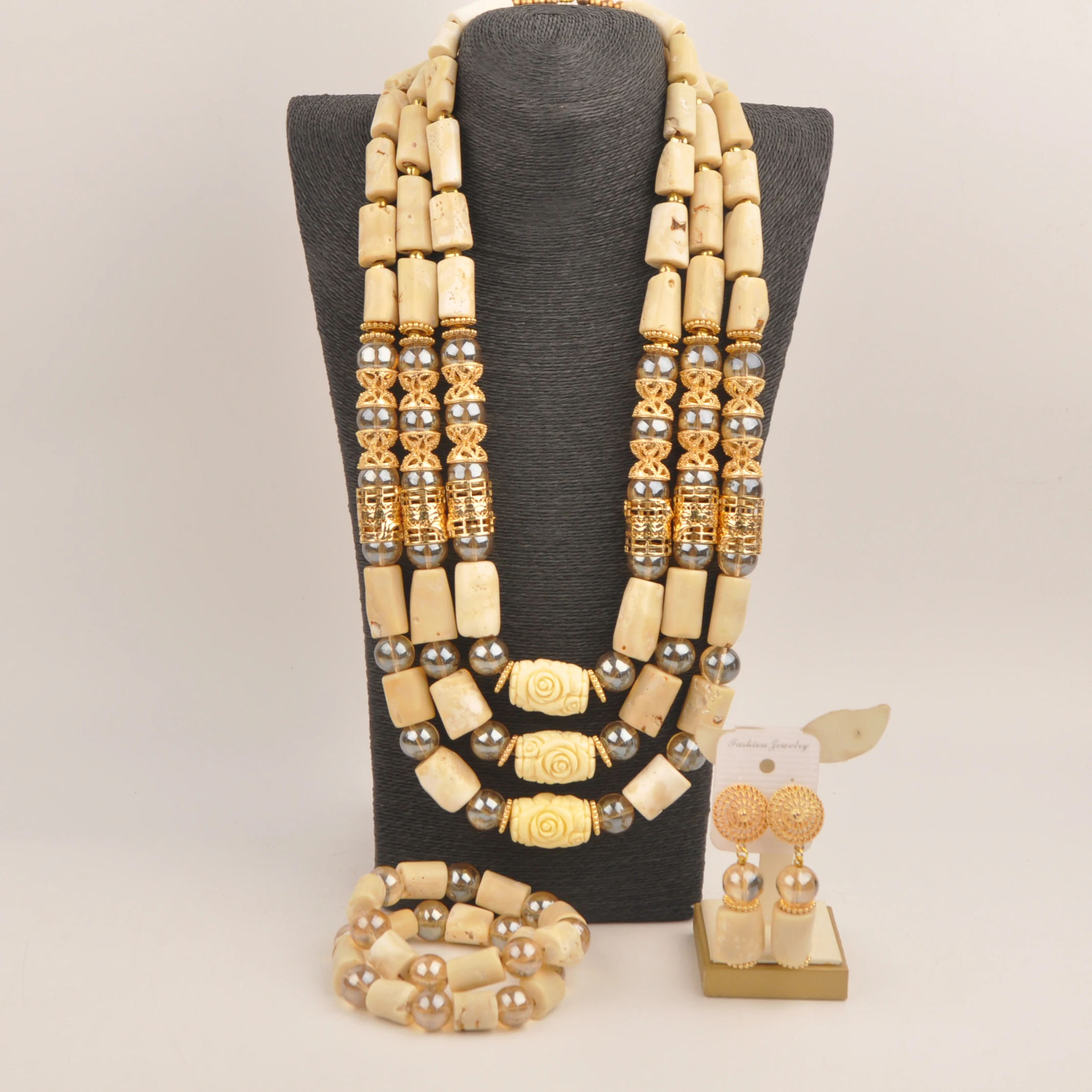 

Nigerian Bride Wedding Set Nature White Coral Beads African Bridal Jewelry Sets