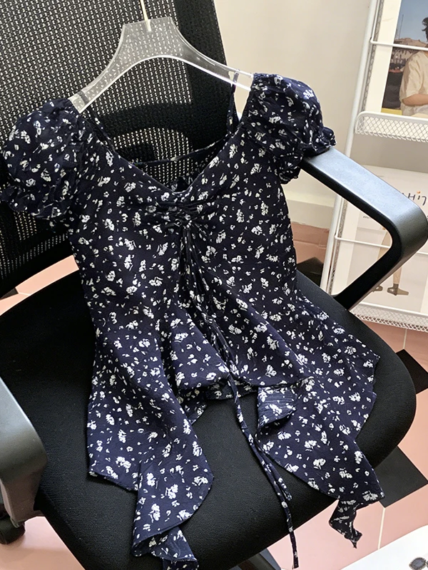 

Sweet Summer Floral Asymmetrical Hem Top for plus Size Women Slimming Waist Design Korean Style Polyester Fiber Shirt