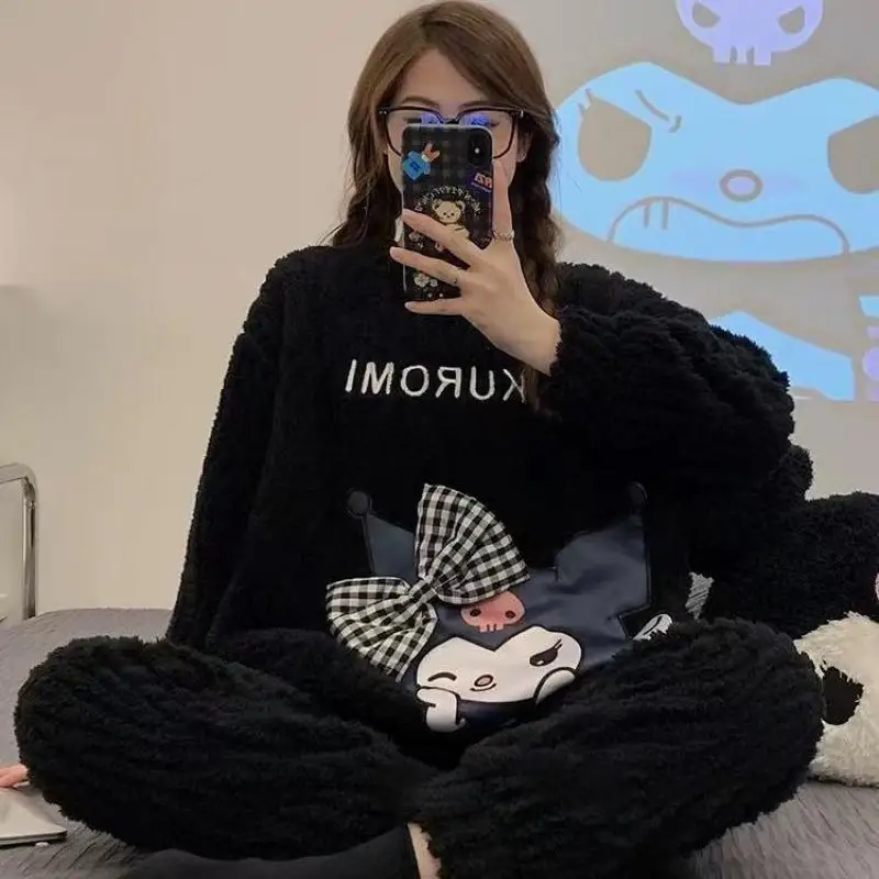 

Sanrio Autumn and Winter Pajamas Kuromi Coral Fleece Round Neck Fleece Thickened Pajamas 2Pcs Girls Cartoon Hot Home Clothing