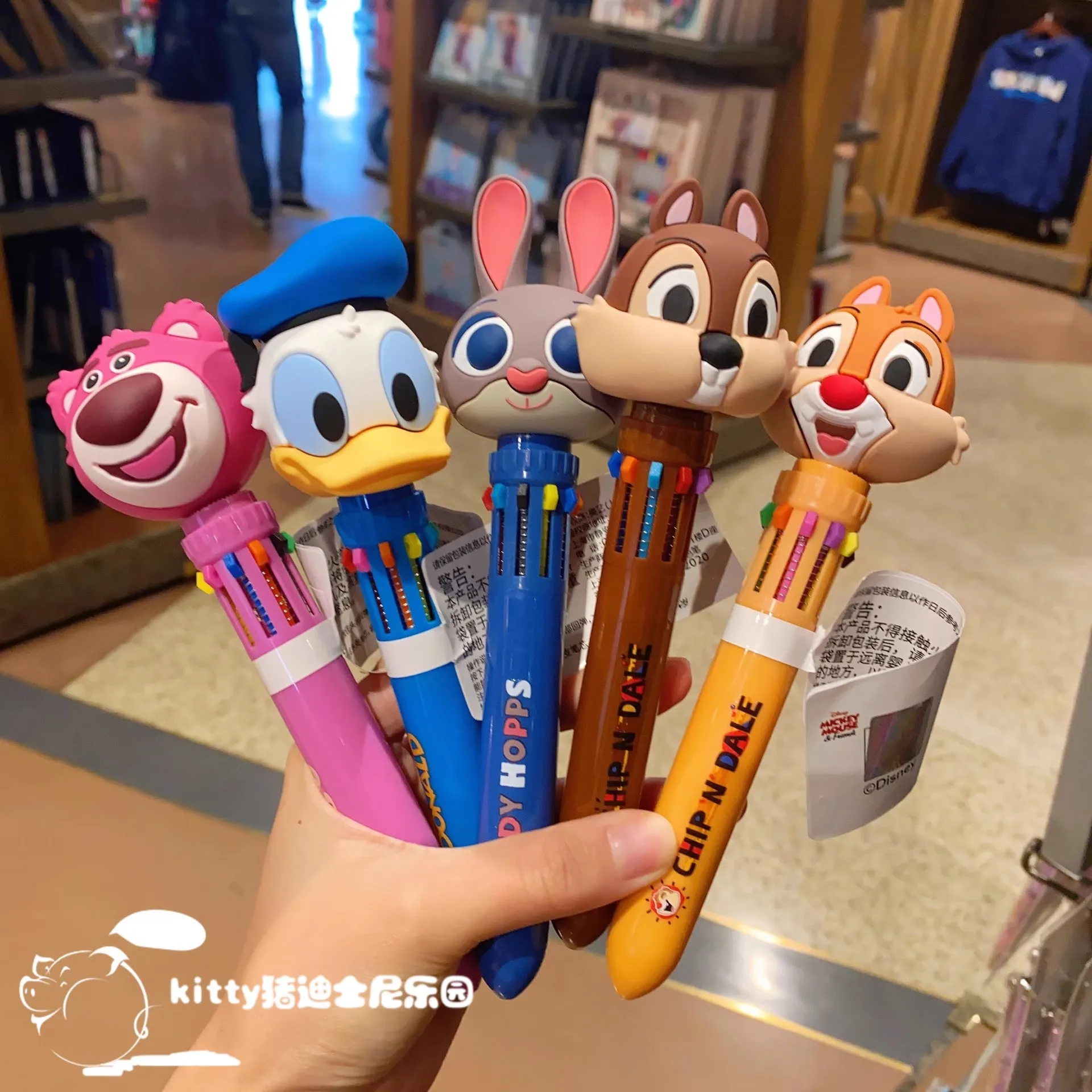 Original Disney Chip & Dale Judy Bunny Donald Duck Strawberry Bear 12 color cartoon ballpoint pen