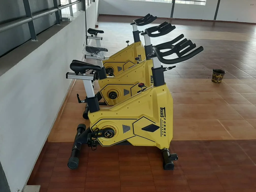 دراجة تمرين دوارة للياقة البدنية شديدة التحمل للاستخدام الداخلي والمنزل