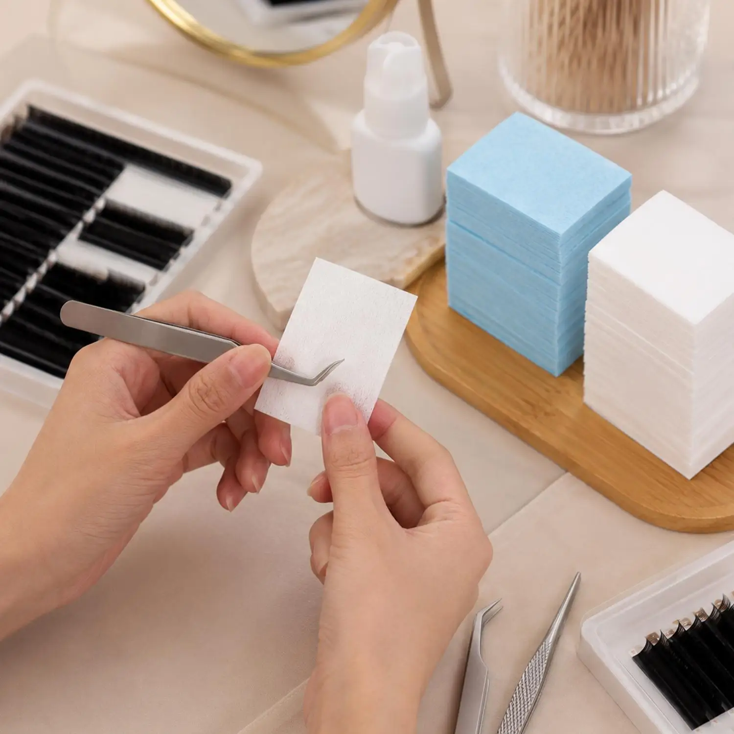 540pcs/pack Nail Cotton Polish Remover Wipes Gel Clean Manicure Napkins Lint-Free Wipes Cleaner UV Polish Paper Pads Nail Tools view 3