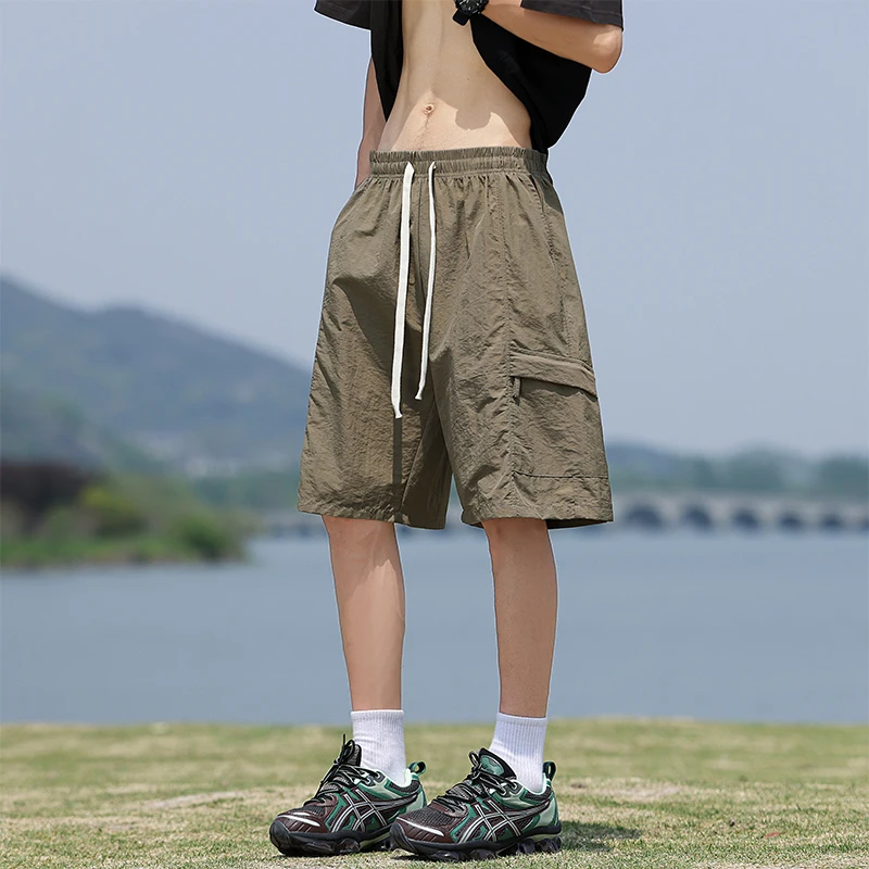 

Summer Outdoor Comprehensive Training Sweat Absorbing Quick Drying Shorts Fashionable Loose and Comfortable Five Quarter Pants