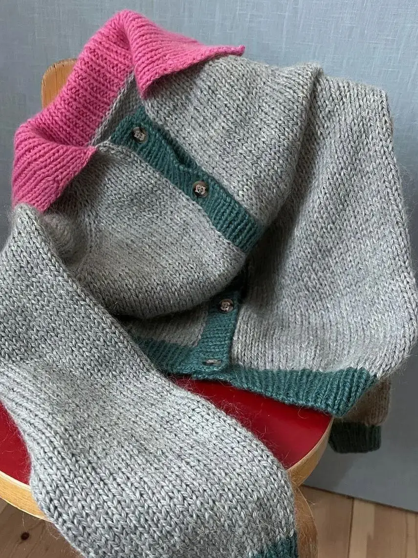 Women's Loose And Lazy Cardigan Jacket Comfortable Mohair Long Sleeved Color Blocked Sweater Top for Spring New Style