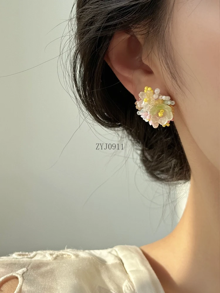 Orecchini a bottone con fiori carini e dolci orecchini primaverili ed estivi super fata piccoli orecchini freschi aghi in argento 925