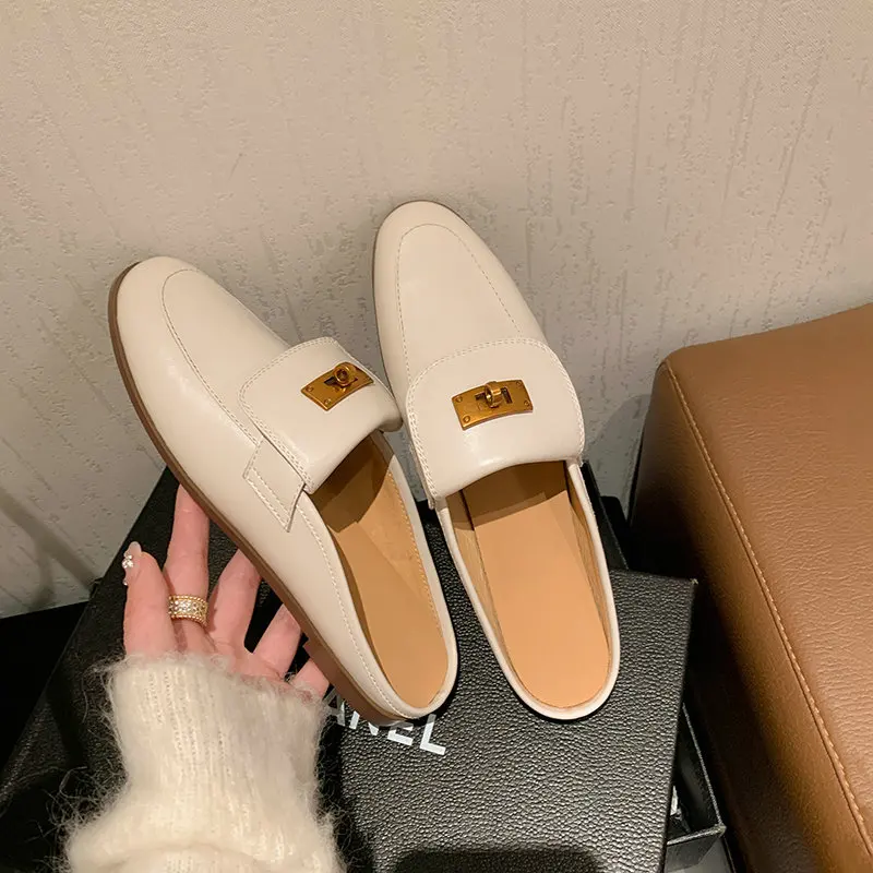 Soft Genuine Leather Closed Toe Spring Summer Woman Mules With Metal Lock Size 33-41 Slip-on Slippers Women Slides Flat Shoes