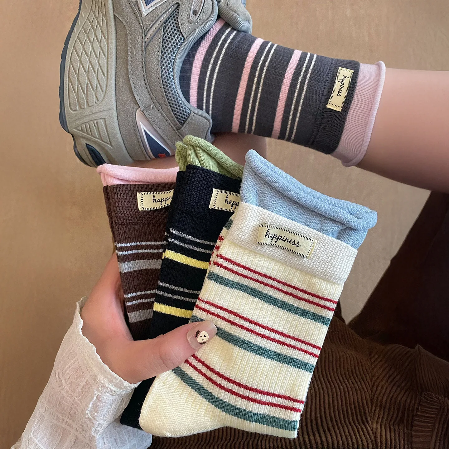 Japanese Women Socks Autumn and Winter Korean Color Matching Middle Tube Socks Casual Fashion Striped Knitted Cotton Long Socks