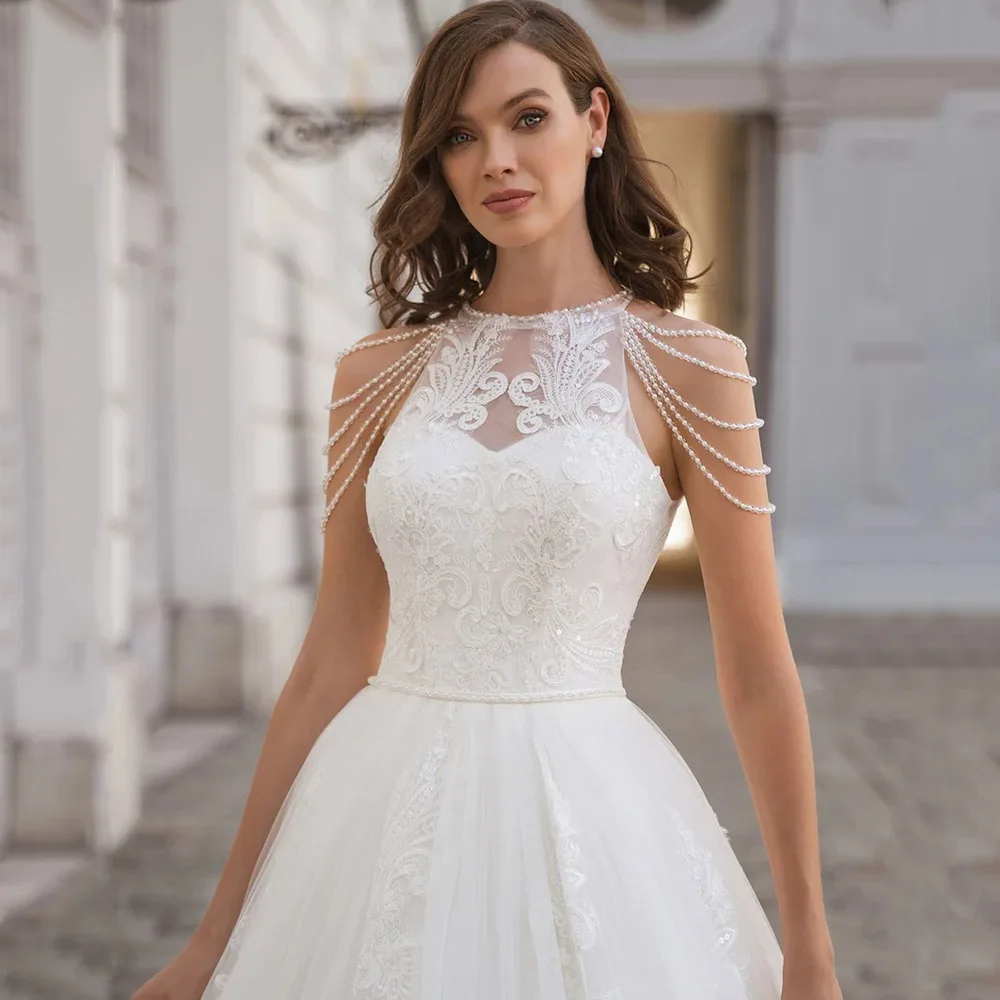 Robe de mariée perlée avec licou romantique, appliques en dentelle, robe de fibrients, ligne A, train de balayage, tension icide au dos, robe éducative