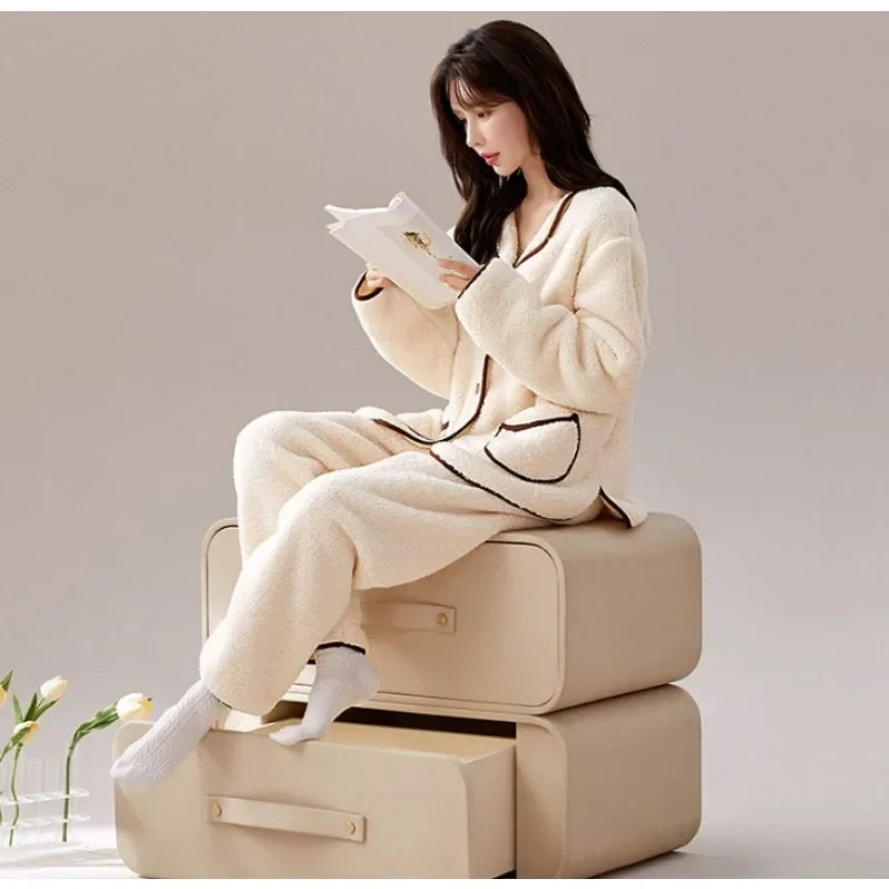 2025 New Pajama Woman Winter Fleece Sleepwear Thickened Coral Fleece Loungewear Warm Plus Size Homewear Set Loose Nightwear