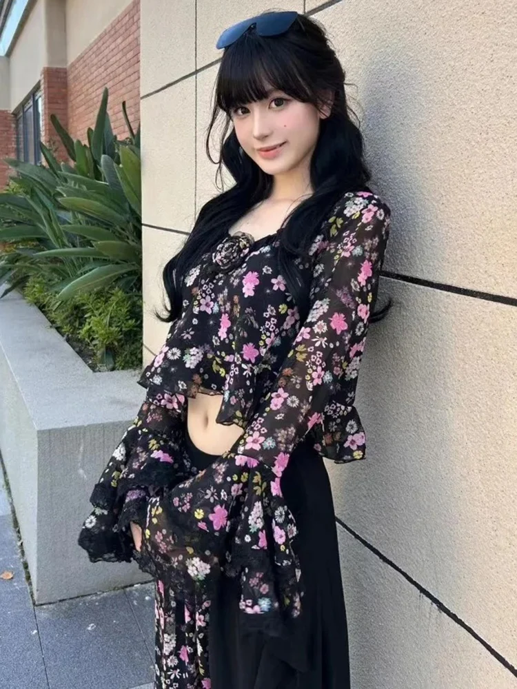 

Women Shirts Floral Printed Flare Long Sleeve Autumn Fashion Slim Sexy Ruffles Patchwork Crop Tops V Neck Ladies Casual