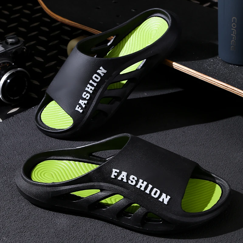 Sports men slippers new summer couple thick soles indoor trend outdoor wearing feeling of stepping on feces beach sandals