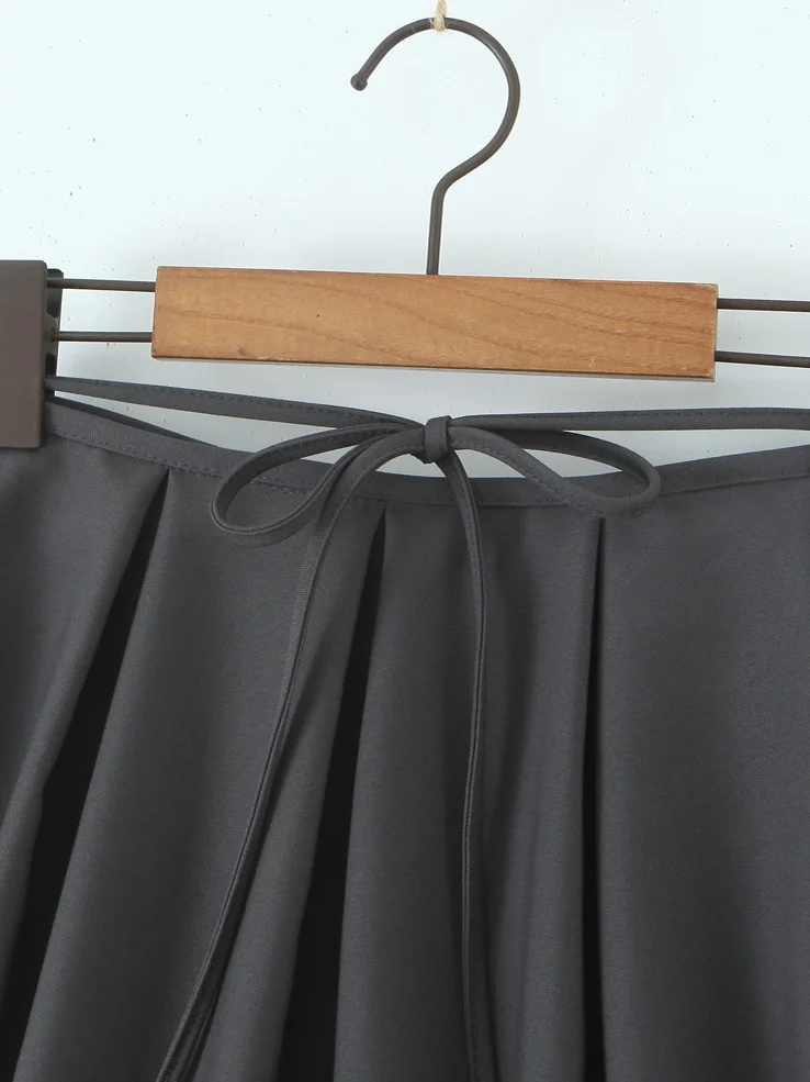 กระโปรงทรงเอวต่ำแบบจีบพลีทสไตล์อเมริกันสุดเซ็กซี่  กระโปรงกันโป๊  กระโปรงลายดอกไม้พร้อมเข็มขัด