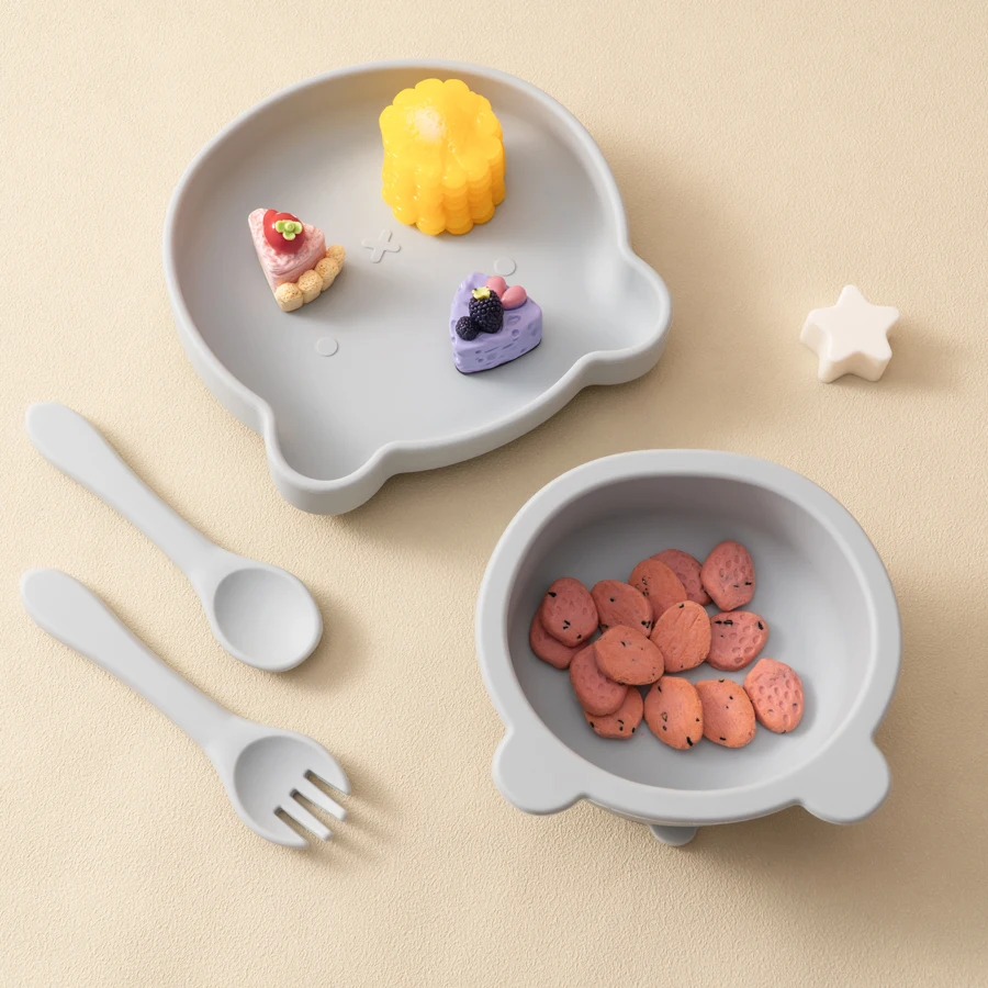 

4Pcs Baby Silicone Feeding Set Suction Dishes Cartoon Bear Bowl Silicone Spoon Fork Feeding Food Training Baby Tableware