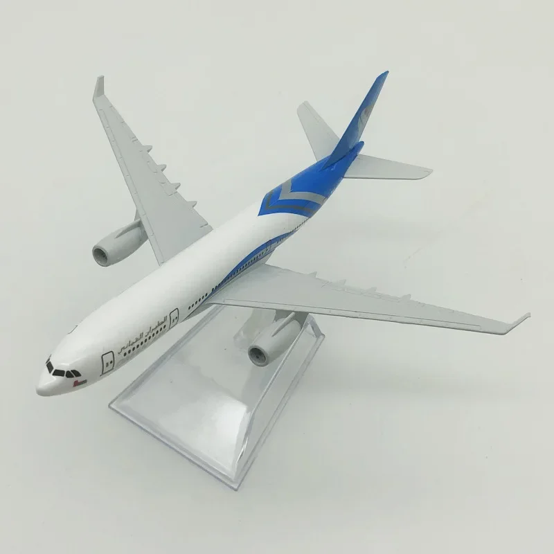 16cm Alloy Metal Air OMAN Airbus 330 A330 Airlines Airplane Model Diecast Plane Model 1/400 Scale Aircraft Aeroplane