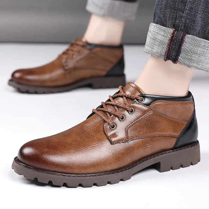 Botas Retro para hombre, botines de cuero de alta calidad para hombre, zapatos informales de alta calidad para exteriores, botas de moto Punk de diseñador de lujo para hombre, nuevas