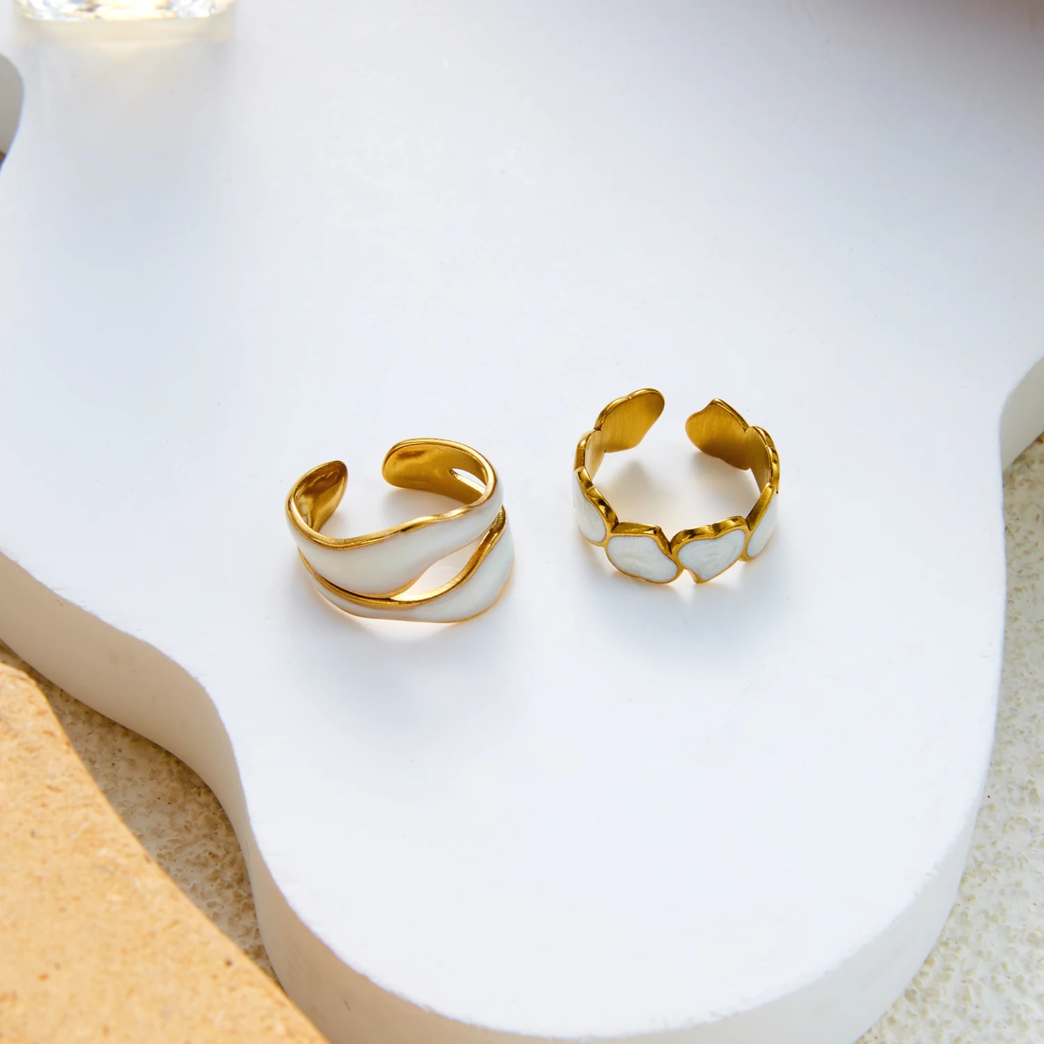 2 Stück/Set Geometrische Emaille-Ringe aus vergoldetem Edelstahl für Damen, wasserdicht, hypoallergen, stapelbar, Party-Schmuck, Geschenk – Detail 7