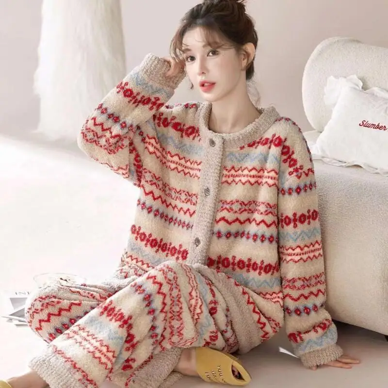 الخريف الشتاء الدافئة المخملية ملابس خاصة المرأة الرجعية الراقية الشعور بيجامة مجموعة مريحة كبيرة الحجم النوم المتسكعون في الهواء الطلق #3