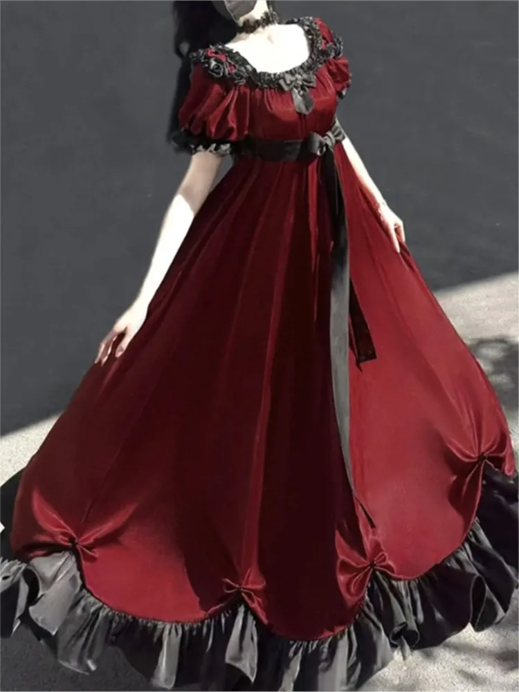 

A and elegant three-dimensional floral lace dress in red style