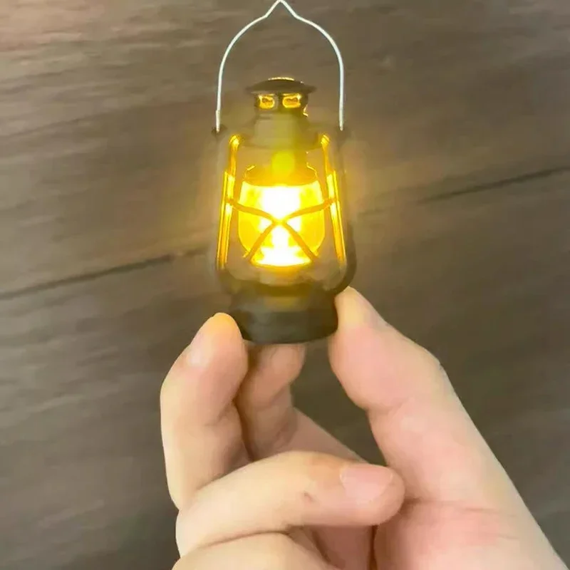 Vintage Mini Light Miniatures Modern Simple Originality Desktop Figurines Simulation Candle Lamp Home Decor Estatua