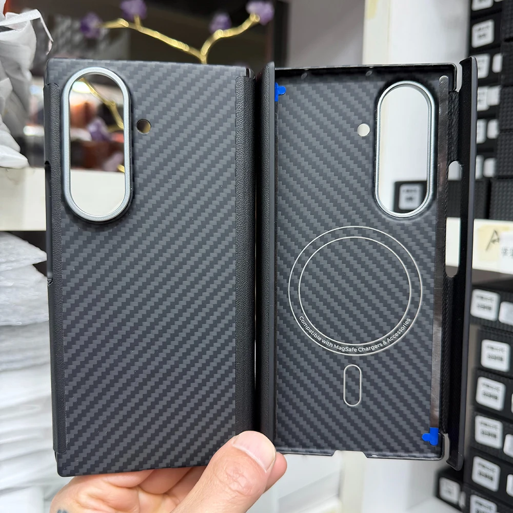 

Роскошный чехол из настоящего карбона с магнитным креплением для Galaxy Z TriFold, с двойным шарниром, из арамидного волокна