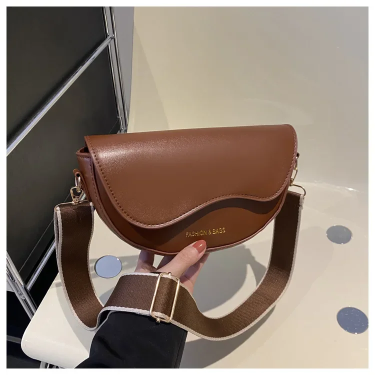 

Women Black Brown Vintage Solid Color Flap Small Saddle Shoulder Underarm Bag Fashion PU Leather Wide Strap Crossbody Bags