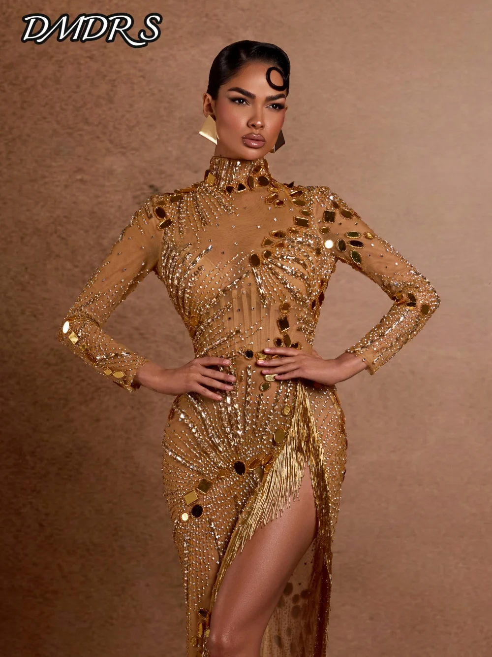 

Romantic Long Sleeve Evening Dress Charming Crystal Beaded Party Gown Formal A-line Floor Length Party Dresses فساتين سهرة