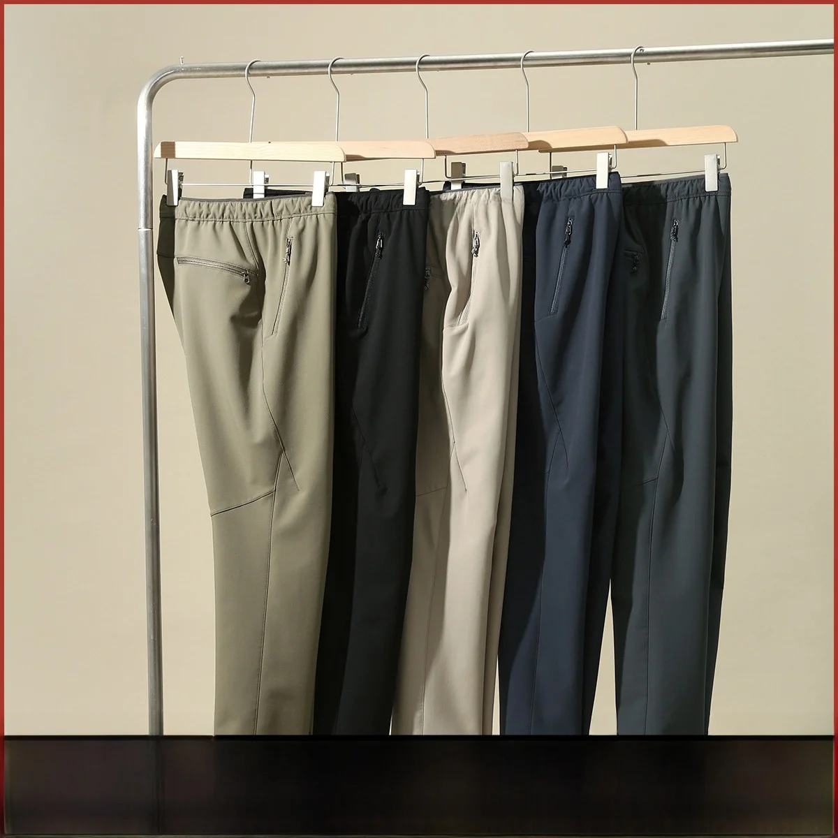 

Men's Outdoor Functional Waterproof Soft ell Casual Pants Self-Heating Warm Fce 3D Tailoring Long Straight Leg Trousers