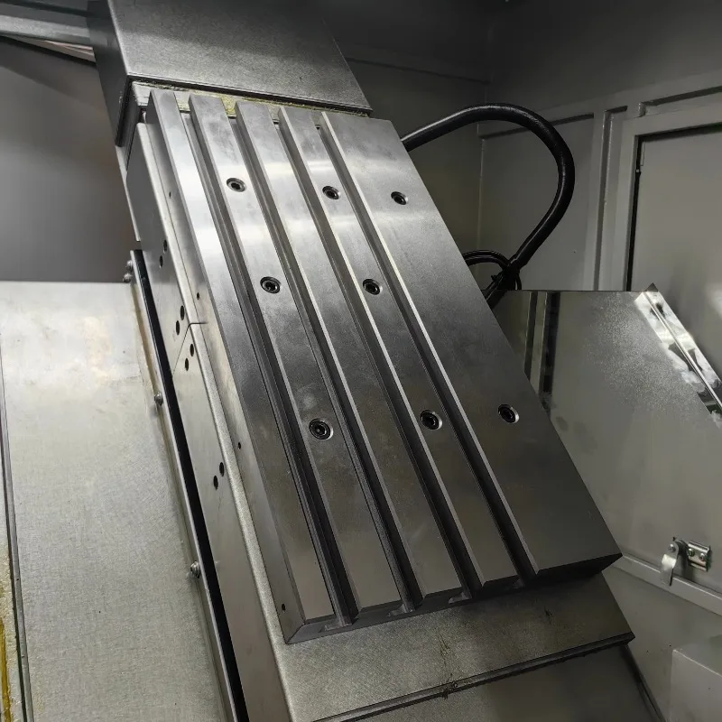 46C آلة طحن التحكم العددي الصغيرة آلة معالجة المعادن روبوت صناعي مخرطة معدنية عمودية باستخدام الحاسب الآلي #3